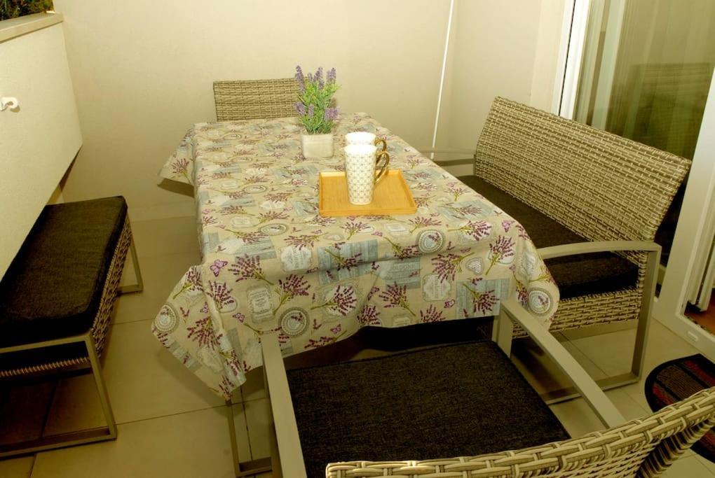 Camino Split - Apartment Near Mall Of Split Exterior foto