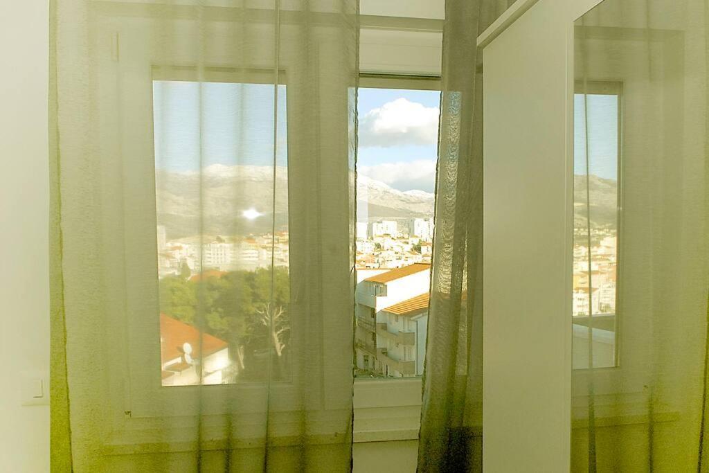 Camino Split - Apartment Near Mall Of Split Exterior foto
